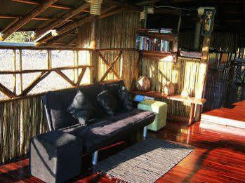 Hôtel Camp Savuti Extérieur photo