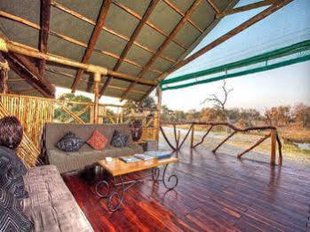 Hôtel Camp Savuti Extérieur photo